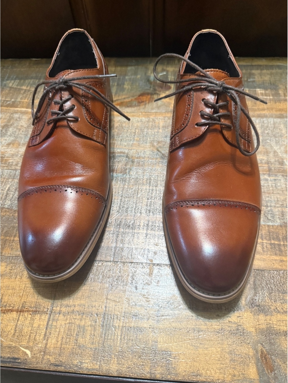 Men's Stacy Adam’s Brown Leather Dress Shoes with Cap Toe and Lace-Up Closure
